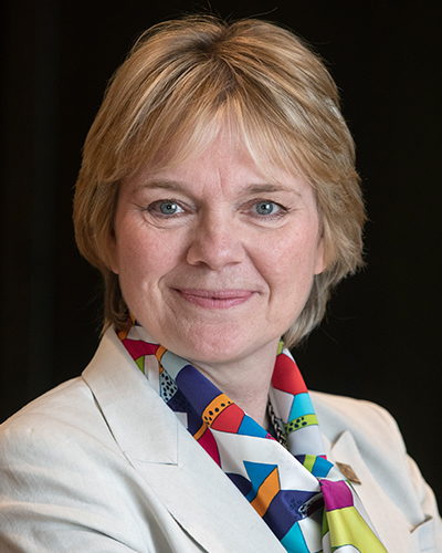 Dr. Charlotte Stilwell